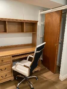 girl student rental- McMaster university - Photo 2