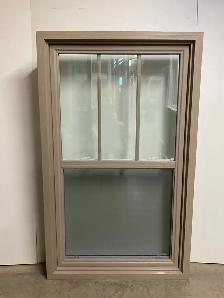 11040GP Fenêtre Guillotine PVC Kaki 40 1/4 x 66 1/2 Rayure
