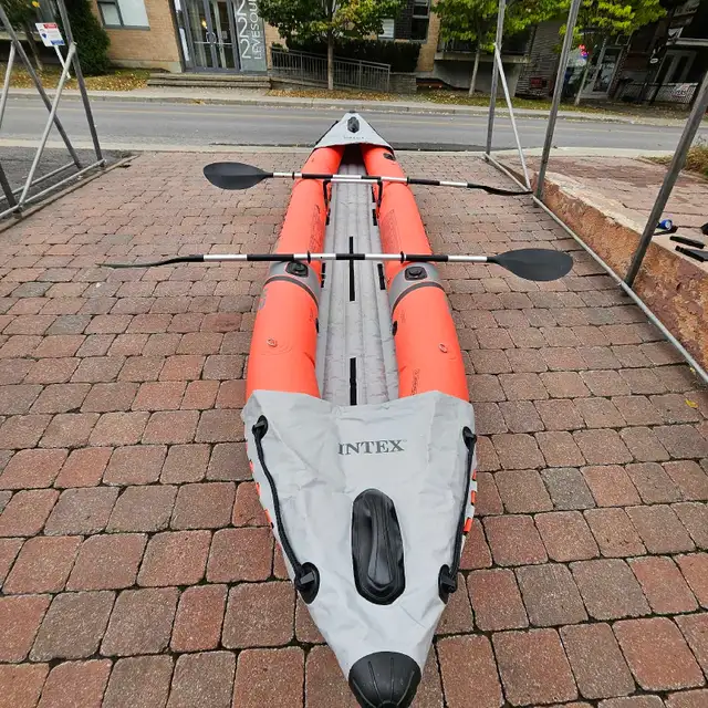 Kayak gonflable intex Excursion Pro K2 220$