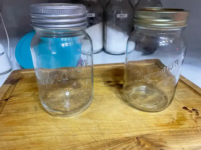 two free jars