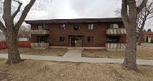 SPACIOUS AND COZY 2 BEDROOMS IN KING EDWARD-BONNIE DOON