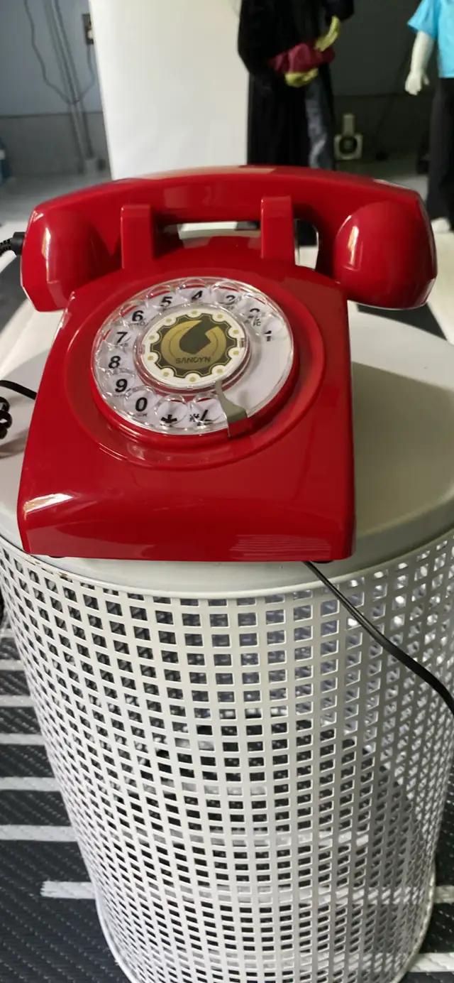 ANTIQUE RED TELEPHONE