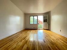 4 1/2 2 chambres  libre  inclus chauffage/l'eau chaude Rosemont - Photo 3