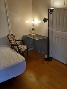 A room for rent at St Clair and Keele for male available Oct 1st - Photo 7