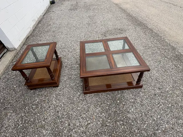 Free delivery used Set of 2 Vintage Wooden Coffee & Side Tables