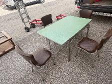 Free delivery used Vintage Retro Dining Table and 4 Chairs - Photo 9