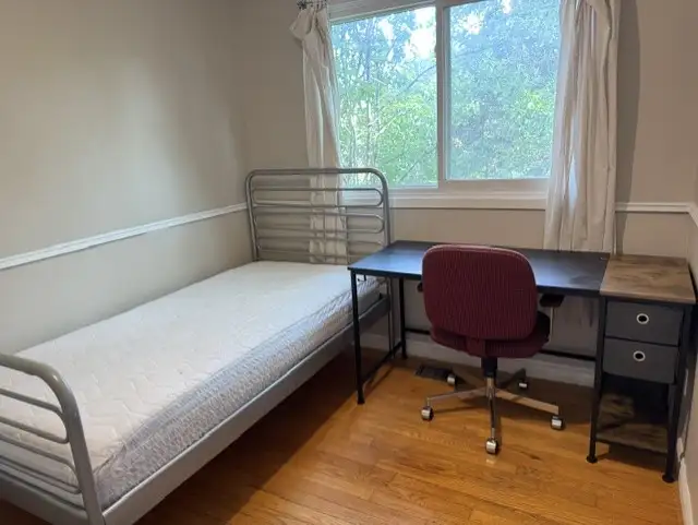 All Inclusive Private Furnished Bedroom near Carleton/Algonquin