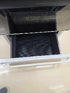 Frigidaire Electric Range - Photo 4