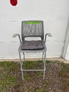 New Bar Chair