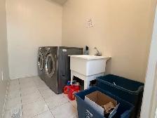 Furnished  bedroom in Oshawa for rent - Photo 8