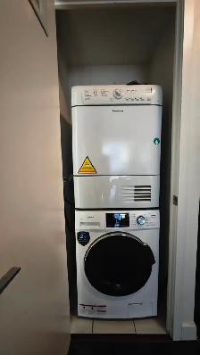 Spacious 1  Den (2nd Bed!) w/ Parking, Balcony & Locker - $2480 - Photo 9
