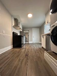 Century Cottage Brick House- 1 Bedroom   office