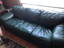 Leather Coach and two chairs - Photo 9
