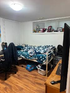BASEMENT ROOM FOR RENT NEAR SCARBOROUGH TOWN CENTRE - Photo 3