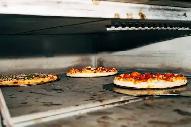 Pizza cook needed