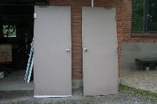 2-Portes en acier pare-feu 32'' x 79'' Livraison possible