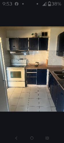 Shared Accommodation. Don Mills/Eglinton. TTC Steps Away! - Photo 6