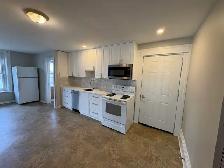 Bright 2 Bedroom Upper Apartment in Character Home - Photo 8