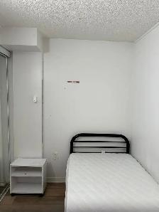 Room For Rent - Photo 6