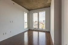 MODERN 25TH-FLOOR APARTMENT | DOWNTOWN MONTREAL | PANORAMIC VIE - Photo 2