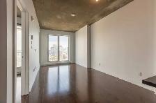 MODERN 25TH-FLOOR APARTMENT | DOWNTOWN MONTREAL | PANORAMIC VIE - Photo 4
