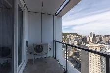 MODERN 25TH-FLOOR APARTMENT | DOWNTOWN MONTREAL | PANORAMIC VIE - Photo 10