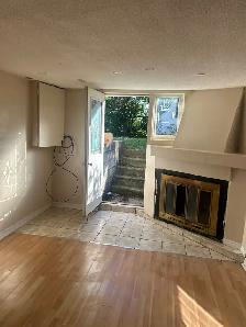 one bedroom basement appartment for rent - Photo 2