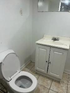 one bedroom basement appartment for rent - Photo 8