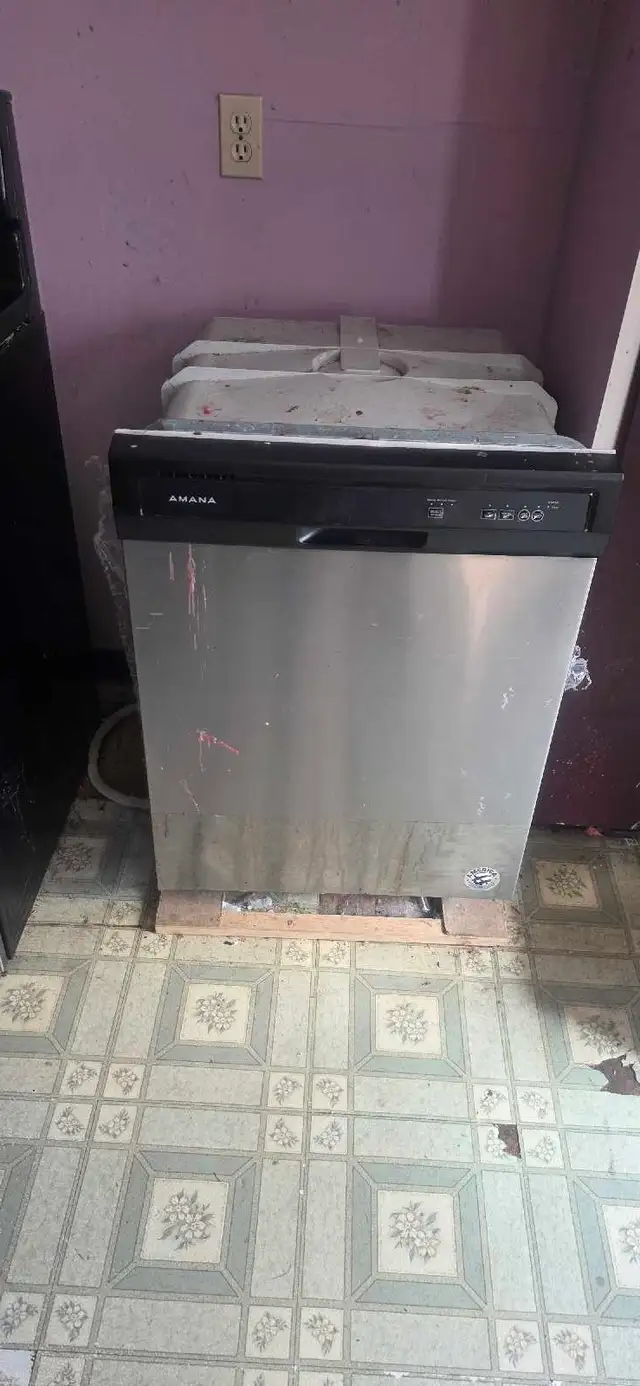 NEW Amana Dishwasher