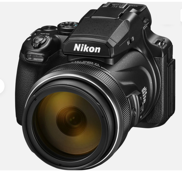CAMERA NIKON P1100 SUPERZOOM