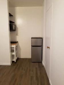 BACHELOR/STUDIO APARTMENTS FOR RENT IN A HOUSE - Photo 7