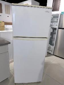 Réfrigérateur 24po Blanc | DFF1144W - Danby