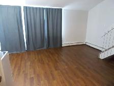 Condo For Rent - Photo 11