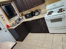 Super location-furnished, clean rooms on Rankin, 5 min. walk UoW - Photo 5