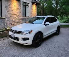 2012 Volkswagen Touareg exec line $3200 OBO