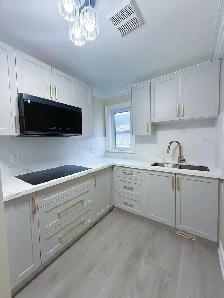 Spacious room for rent near subway & Yorkdale - Photo 5