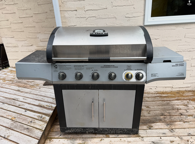 Old 5 Burner BBQ for Giveaway/Scrap