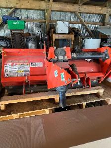 2024 Kioti CX2510 compact tractor - Photo 7