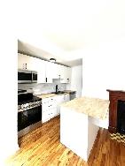14 Barnes Rd - Beautiful and Cozy One Bedroom Main Floor Apt - Photo 14