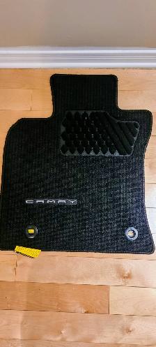 Tapis d'Auto - Toyota Camry 2018 - Photo 2