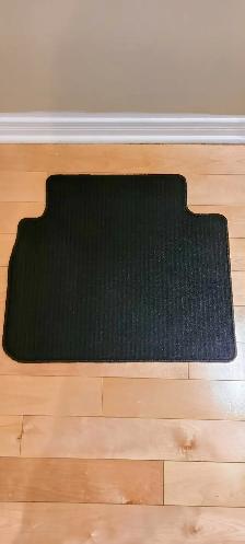 Tapis d'Auto - Toyota Camry 2018 - Photo 4