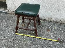 Vintage Green Vinyl Vnity Stool ! - Photo 7