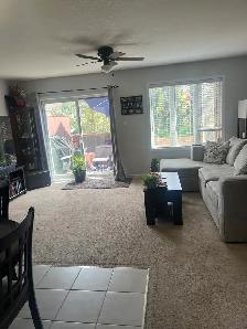 Beautiful 3 bedroom townhouse house rent in Cambridge Ontario - Photo 5