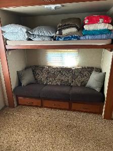 5th Wheel Camper For Sale - Photo 6