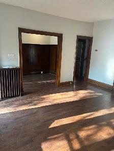 Oakwood village 2 bedroom apartment for Rentrent - Photo 2
