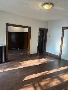 Oakwood village 2 bedroom apartment for Rentrent - Photo 9