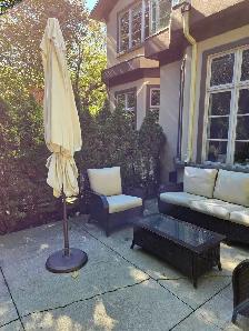 patio furniture   umbrella