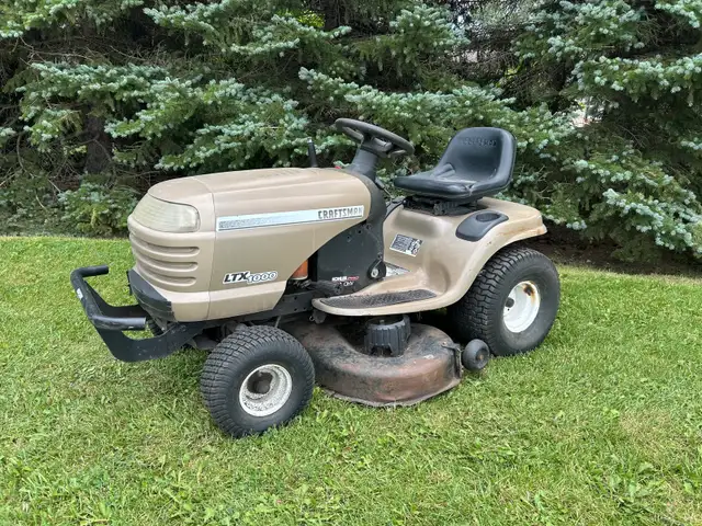 Craftsman 18.0 HP Lawn Tractor