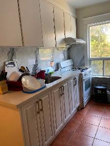 Cozy room in eastyork available from Oct 1st, single /couplre - Photo 3