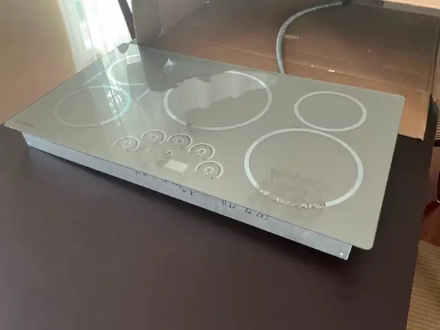 GE Monogram plaque de cuisson